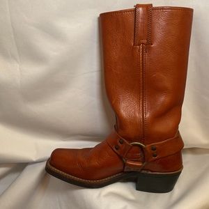 Frye Western Rust Boot, Square Toe, Size 6